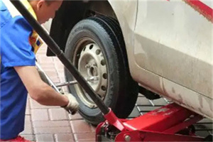 珠山区附近拖车24小时服务热线电话